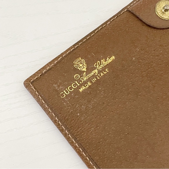 Gucci vintage monogram canvas and leather accessory collection wallet - Picture 8 of 11
